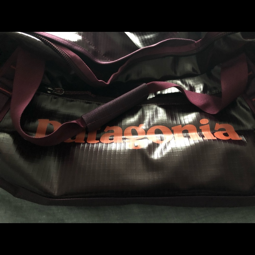 Patagonia Black Hole 70 Duffel <NWT>